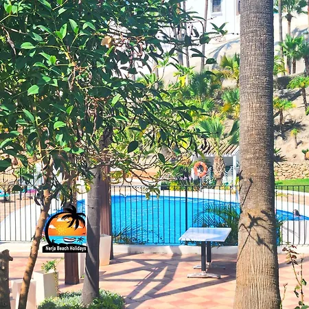 Cozy 1 Bedroom In Oasis De Capistrano * Nerja